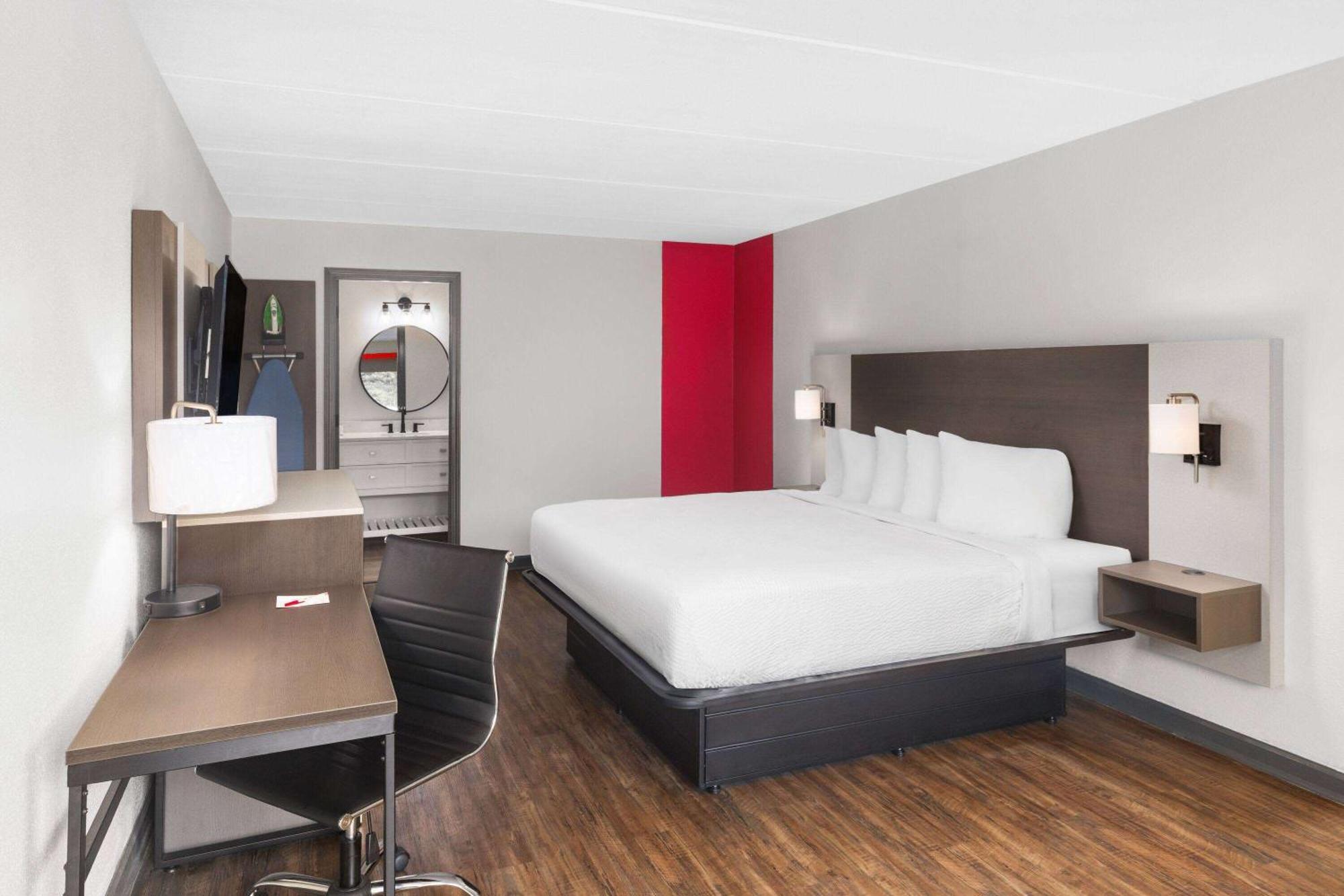 Ramada By Wyndham Bainbridge Hotel Buitenkant foto